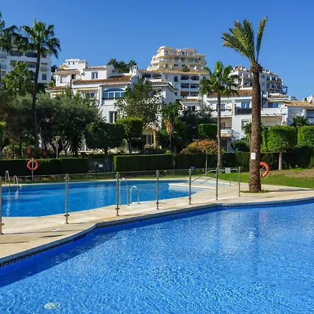 Appartement Two Bedroom, Two Bathroom, Balcony, Pool Area, View *